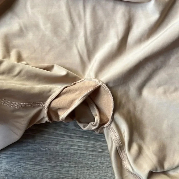 SPANX Slimplicity Open-Bust Mid-Thigh Bodysuit Shapewear - Picture 11 of 14